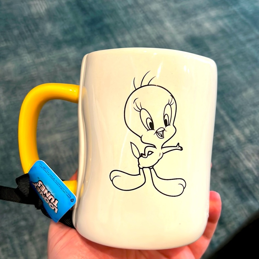 NWT Rae Dunn Looney Tunes Tweetie Mug